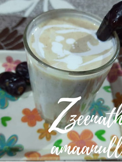A picture of Sapodilla and Dates Milkshake.