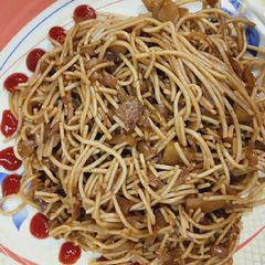A picture of Chowmien.