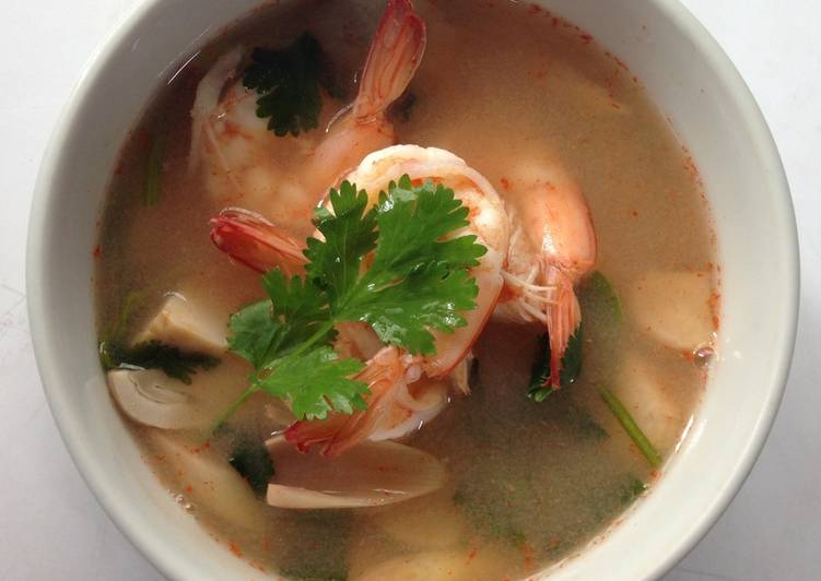 Spicy prawn soup