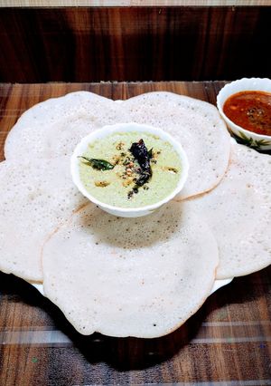मालवणी आंबोळी (malwani amboli recipe in marathi) रेसिपी चे मुख्य फोटो 
