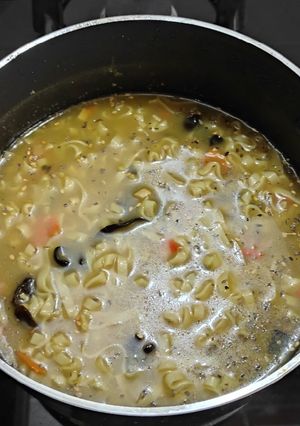 Una foto de Chinese Sichuan soup