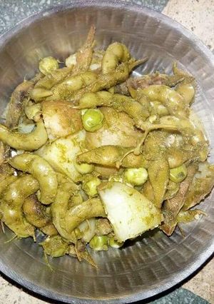 A picture of Ubadiyu /Matla undhiyu.