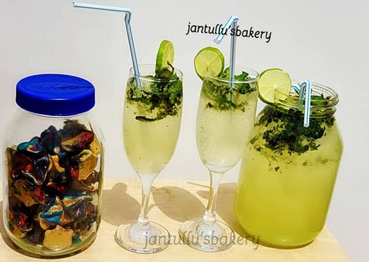 Simple Way to Make Homemade Virgin mojito