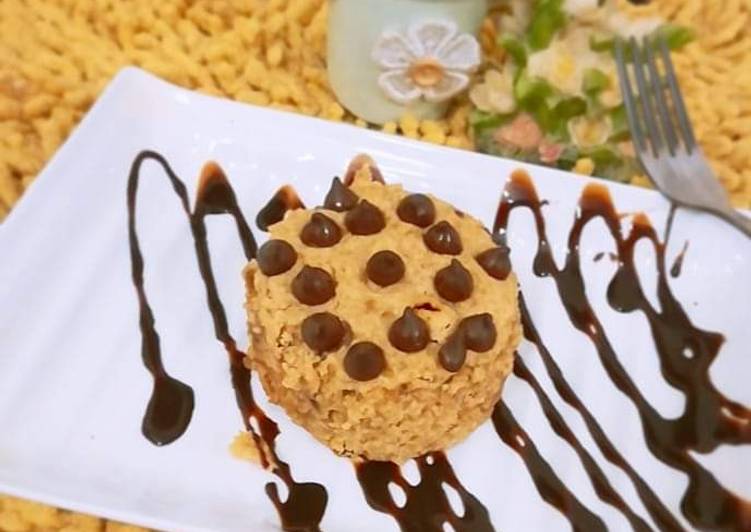 Recipe of Award-winning Microwave giant chocolate chip cookie