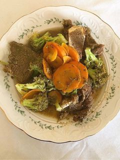 Una foto de 📝Seco de carne 🥩