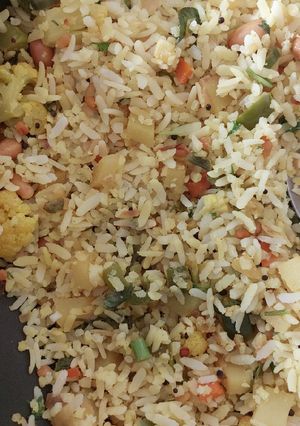 A picture of Vegetable poha.