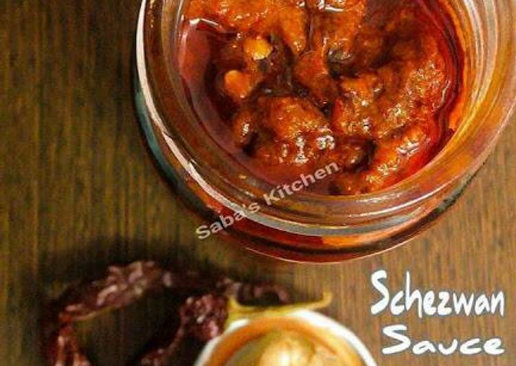 Simple Way to Make Favorite Schezwan Sauce