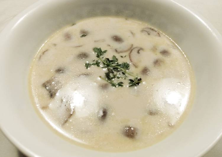 Steps to Make Any-night-of-the-week Cambozola and Mushroom Soup