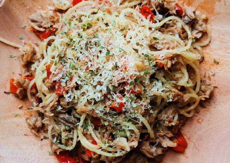 Cara Gampang Membuat Spaghetti Aglio Olio Tuna Mudah nan Mewah, Enak Banget