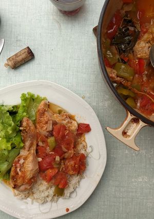 A picture of Uncle Yves' Chicken Basquaise (with tomatoes, peppers + herbs).
