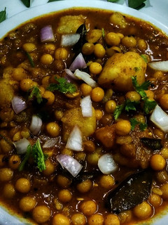 मटर घुघनी मसाला (matar ghugni masala recipe in Hindi) रेसिपी मुख्य फोटो