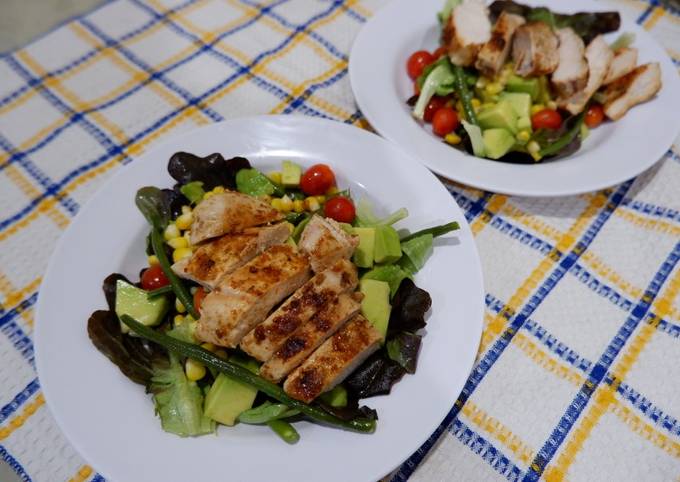 Lemon Grilled Chicken Salad