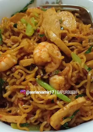 Foto resep Mie goreng Seafood ala Bucik
