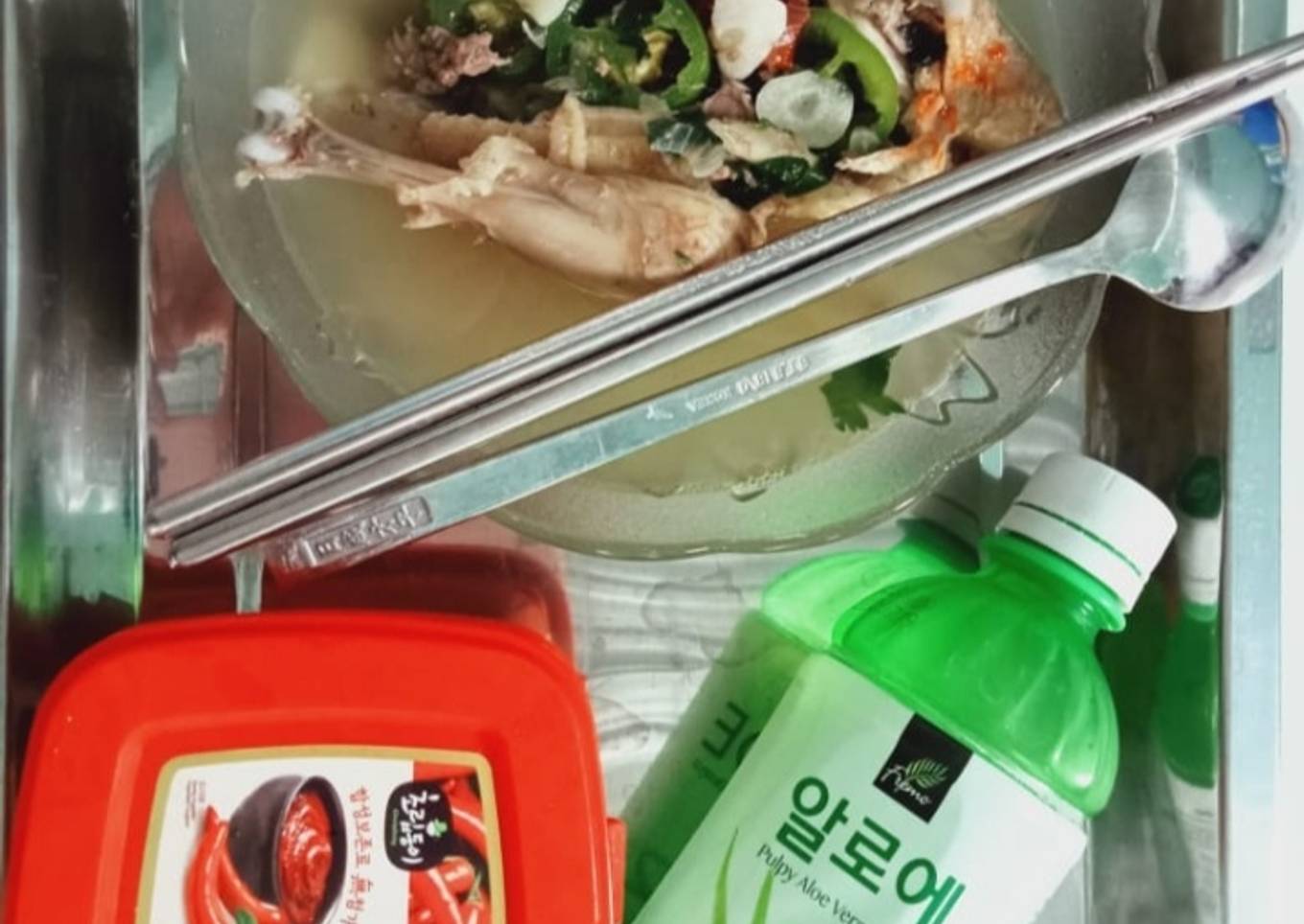 SOP ayam Korea (samgetang)