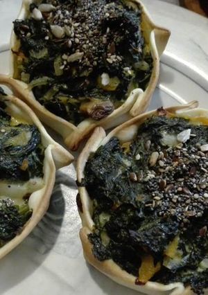 Una foto de Mini tartitas de Kale (apto APLV / sin lácteos)