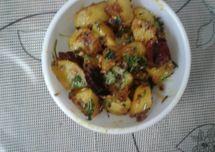 Simple Way to Prepare Homemade Achari potatoes