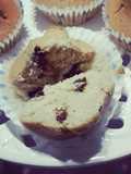 Muffin con caffè e gocce di cioccolato