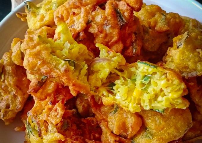 Resipi Cucur Jagung Oleh Leeina Qaliena Cookpad