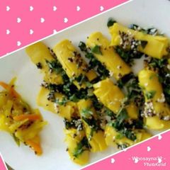 A picture of Whosayna’s Khandvi.