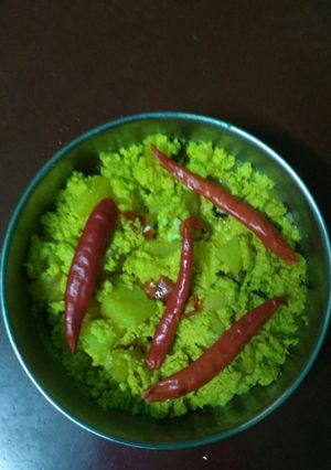 A picture of Paneer potato stir fry.