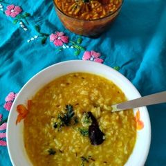 A picture of Dal khichdi.