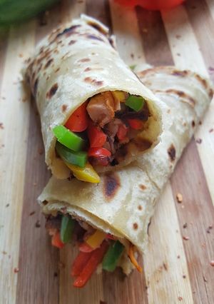 A picture of SAUSAGE & VEGGIE ROLEX.
