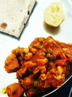 केले की सब्जी(Kele ki sabzi recipe in hindi) रेसिपी मुख्य फोटो