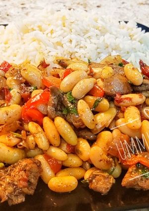 White beans sauce,miyan fasoliya ainihin hoton girkin