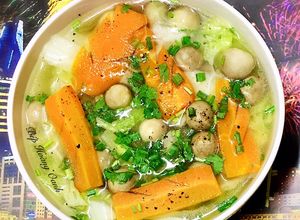 Hình của món Canh Cải Thảo Nấu Nấm Rơm Chay.