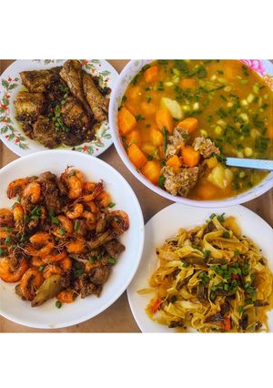 Hình của món Cơm trưa.