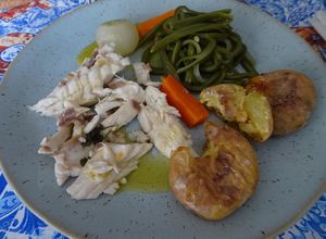Foto de Dourada ao sal com alho e salsa