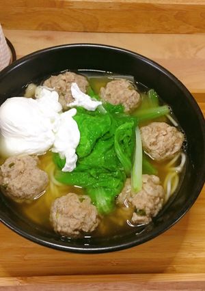 丸子雞湯麵 的食譜成品照片