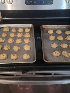 A picture of Double batch Peanut Butter Strawberry Cookies.
