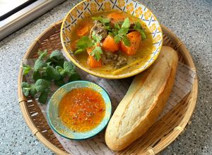 Hình của món Bò kho bánh mì 🐂.