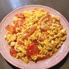 A picture of Tomatoe and Egg.