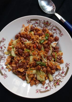 ছোলা সালাদ রেসিপির প্রধান ছবি