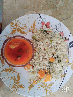 A picture of Chinese rice with manchuriyan.
