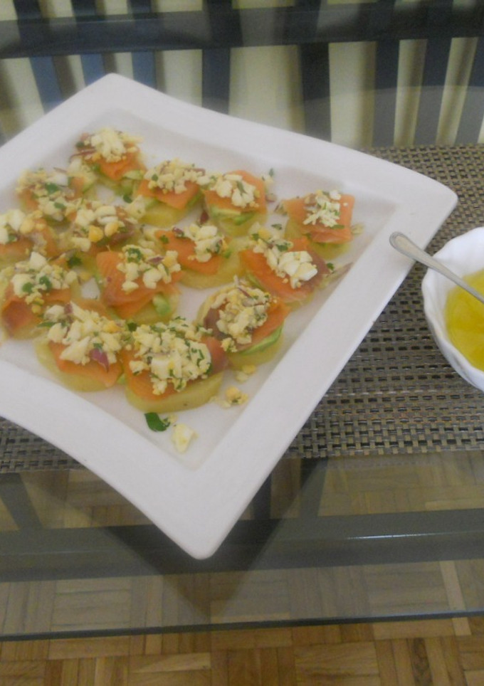 Una foto de Ensalada de salmón