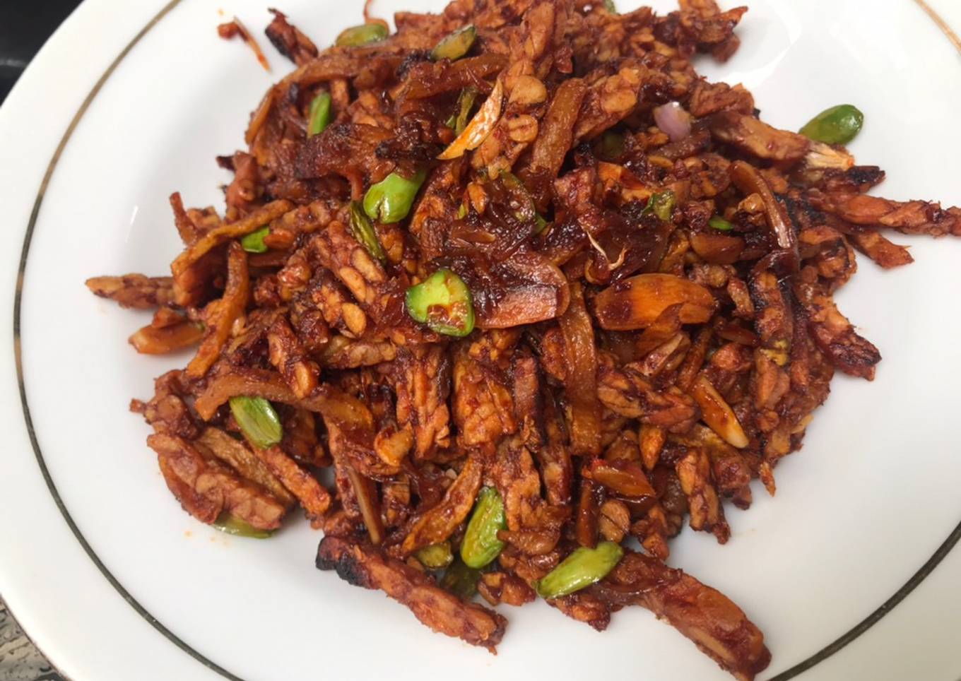 Sambal goreng temtangtai (tempe,kentang,petai)😁