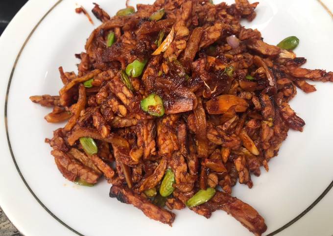 Standar Cara termudah buat Sambal goreng temtangtai (tempe,kentang,petai)😁 hidangan Idul Adha  nagih banget