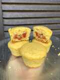 Muffins de fubá com goiabada veganos