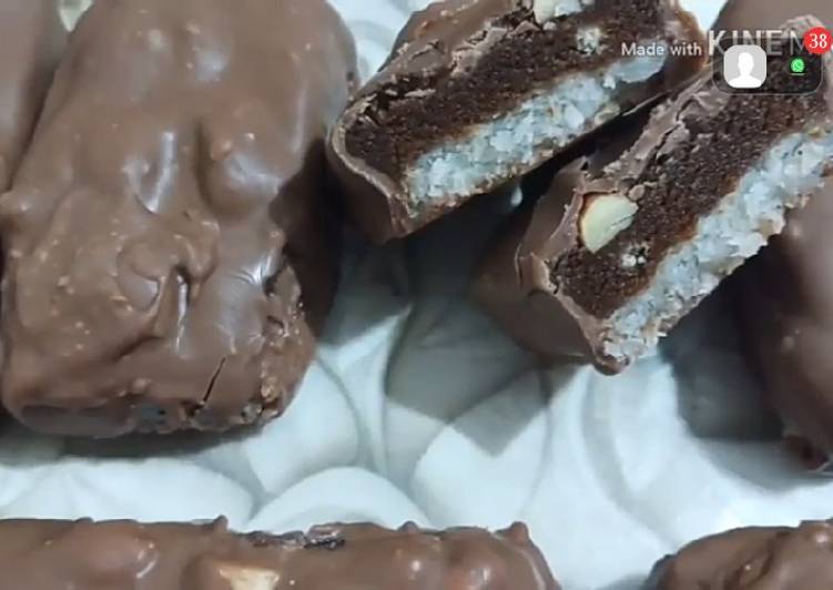 Only 5 ingredients & 5 min.... Delicious chocolate Bar recipe/