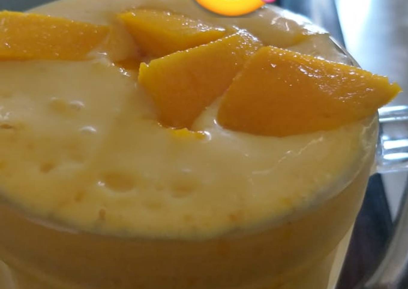 Mango lassi
