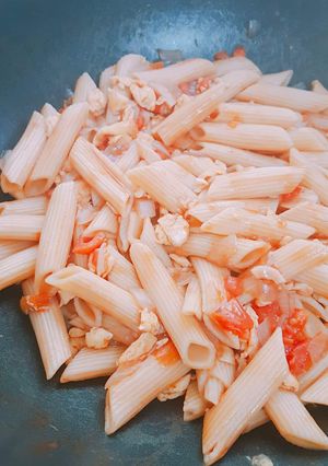 รูปของ เพนเน่ผัดไข่กับมะเขือเทศ