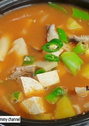 รูปของ 된장찌개(เทวนจังจิแก) แกงเต้าเจี้ยวเกาหลี #อาหารเกาหลี