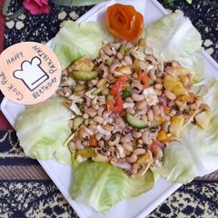 A picture of Beans salad.