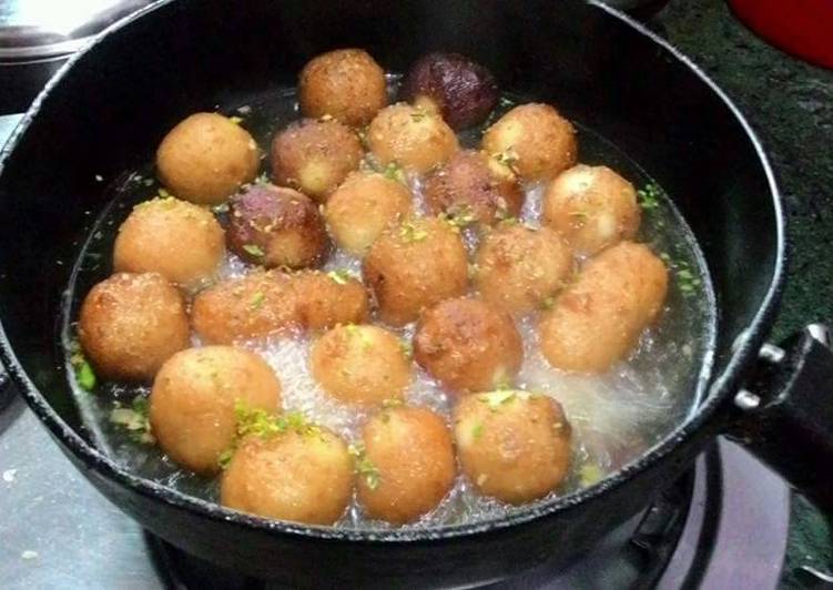 Simple Way to Prepare Any-night-of-the-week Bread Gulab Jamun