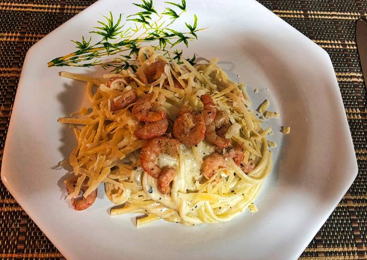 》 212-Linguine com toques de Alfredo - Gozhowgos