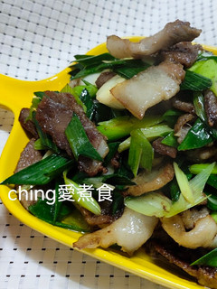 十分鐘上菜-回鍋肉炒蒜苗 的食譜成品照片