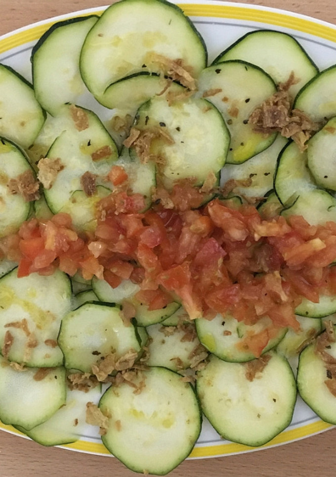 Una foto de Carpaccio de calabacín de Bahillo